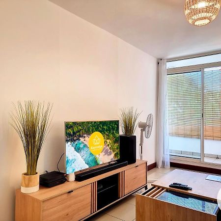 Kheyl Home 2 Etoiles - T3 De 47 M2 A Сен Дьони Екстериор снимка